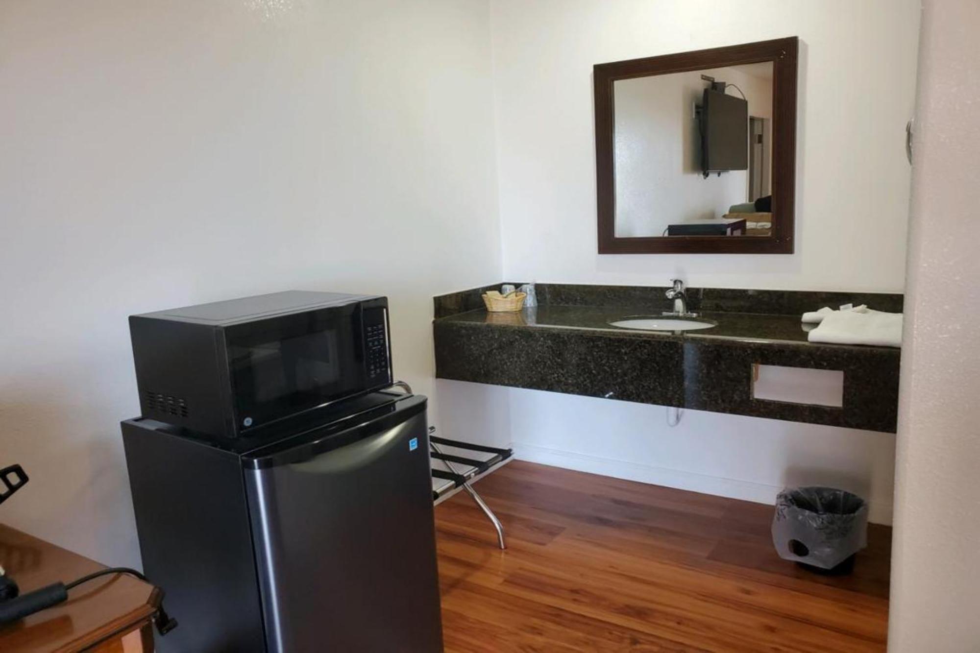 אוקלנד Premier Inn & Suites -Listing Partner מראה חיצוני תמונה